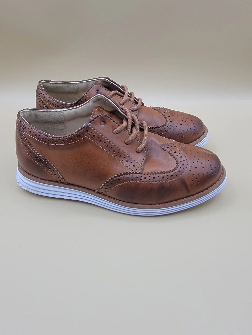 Kenneth Cole Reaction Mario Jole Boy's Wingtip Oxford Dress Shoes Size 1 Brown